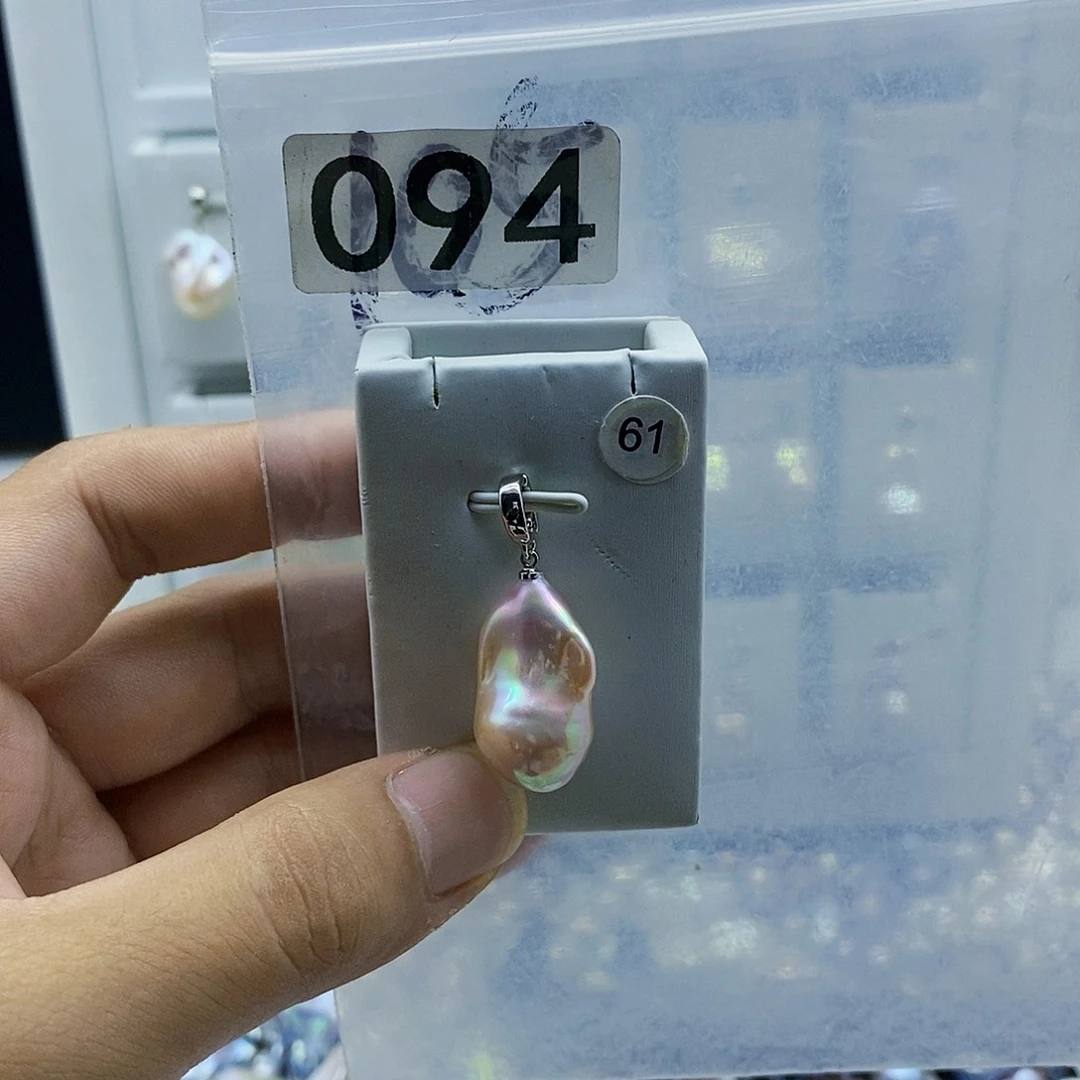 淡水珍珠合金颈饰