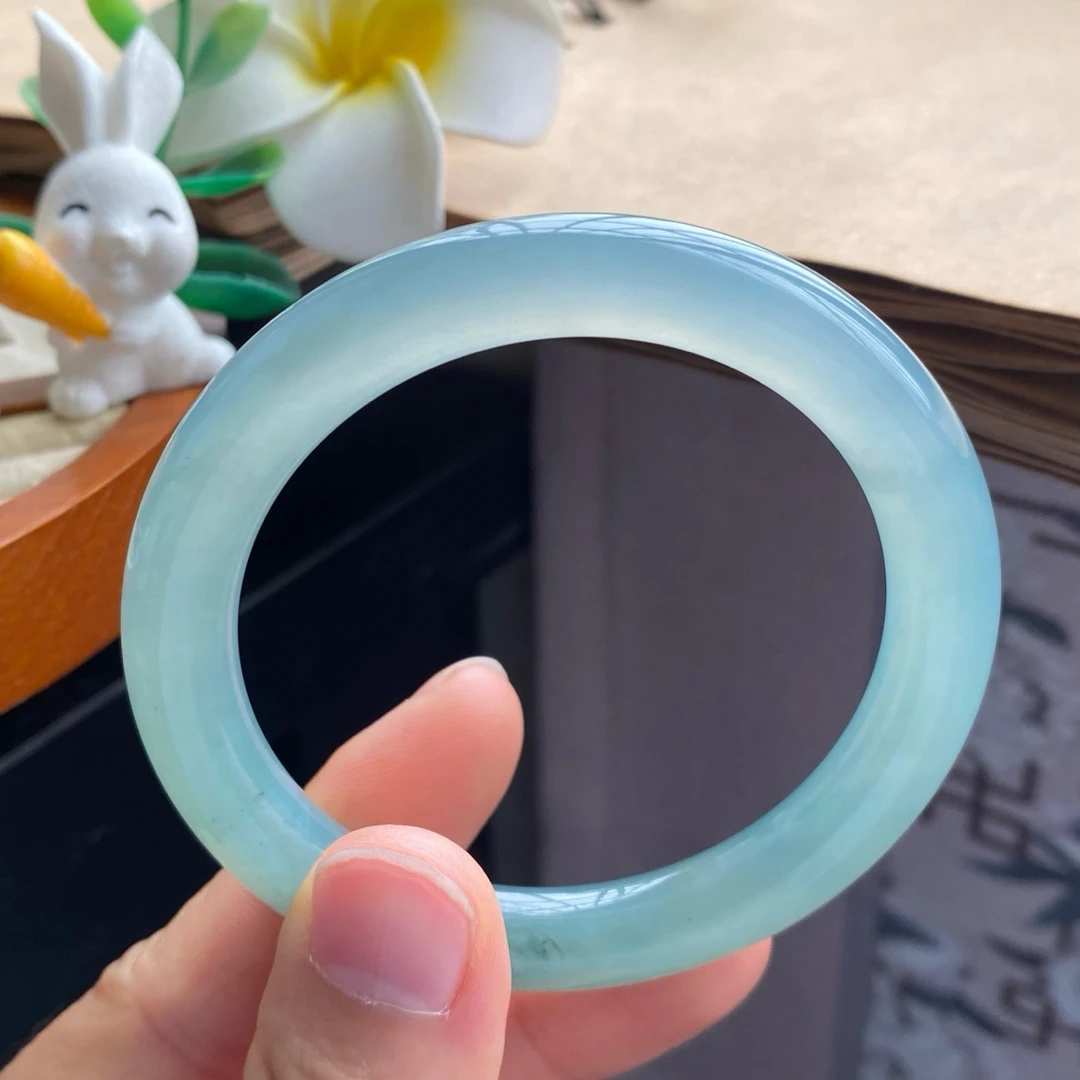 01.26批冰油青圆条??13593号53.3-8.6 很漂亮动人的青天然翡翠