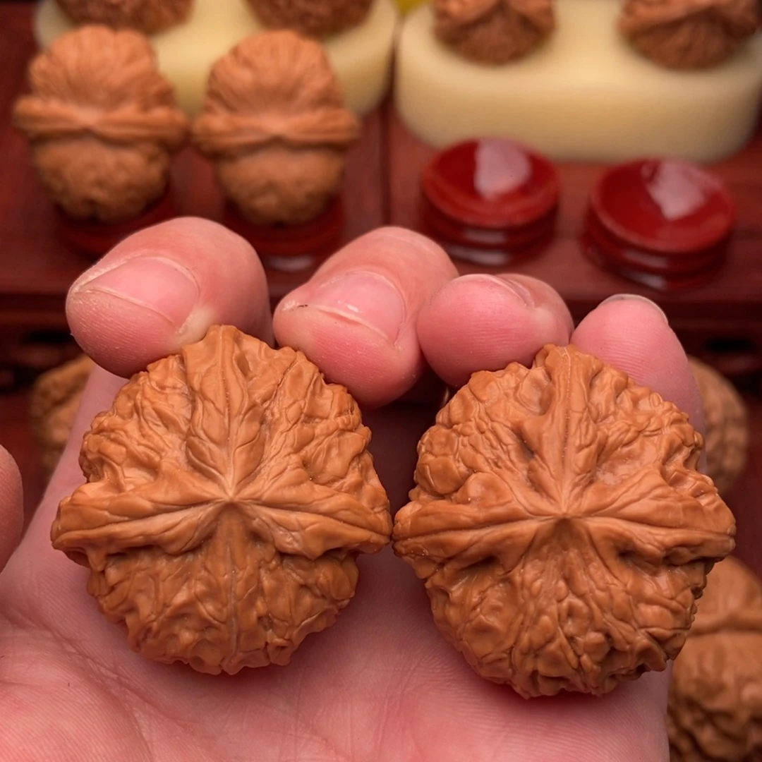 桃核把件粗筋肉球大三棱39