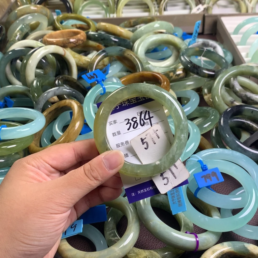 未镶嵌蛇纹石玉手镯3864