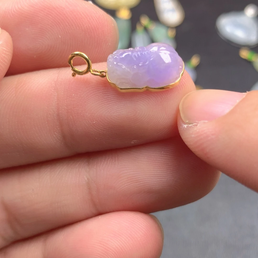 【闪购商品】颈饰18K金镶嵌翡翠翡翠