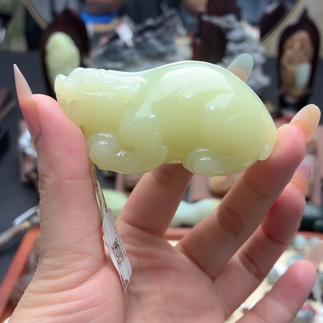 未镶嵌和田玉把件