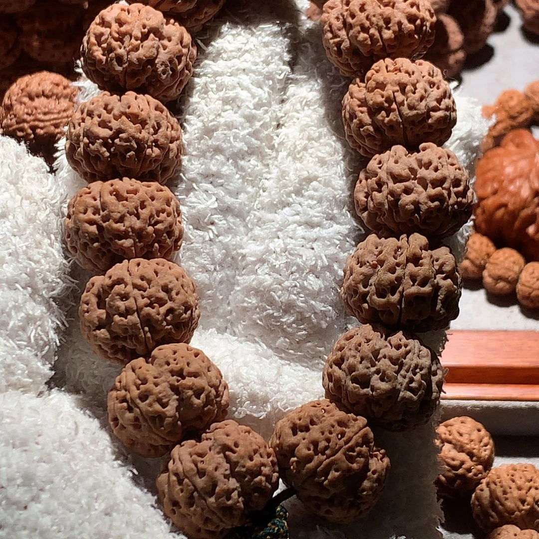 金刚菩提吊坠22超透平头方墩深沟梅花