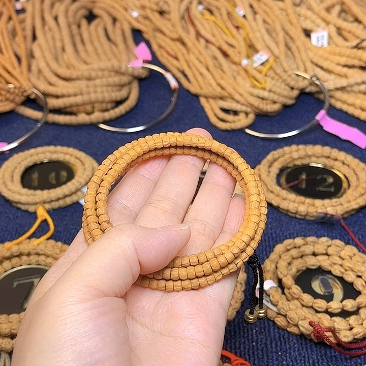 昕***媛吊坠柏香籽/百香籽
