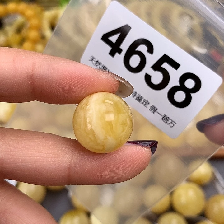 蜜蜡未镶嵌珠宝奇石18