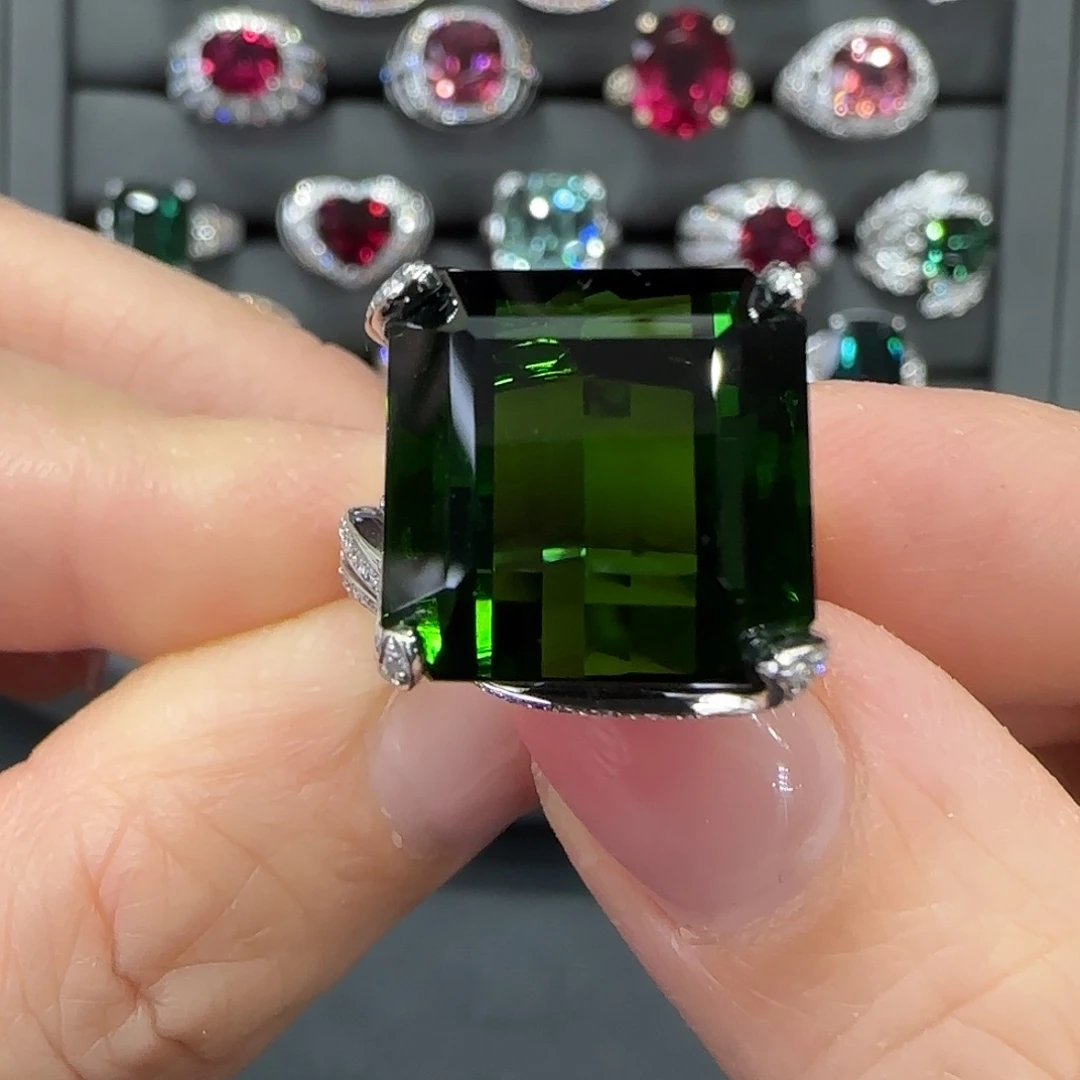 碧玺戒指18K金镶嵌20.7ct