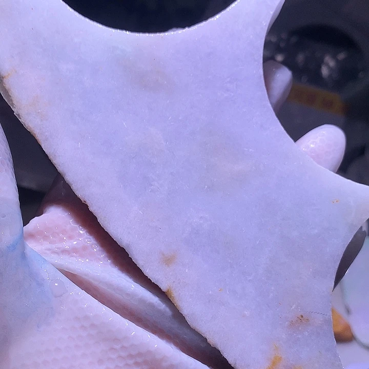 翡翠未镶嵌颈饰边角料