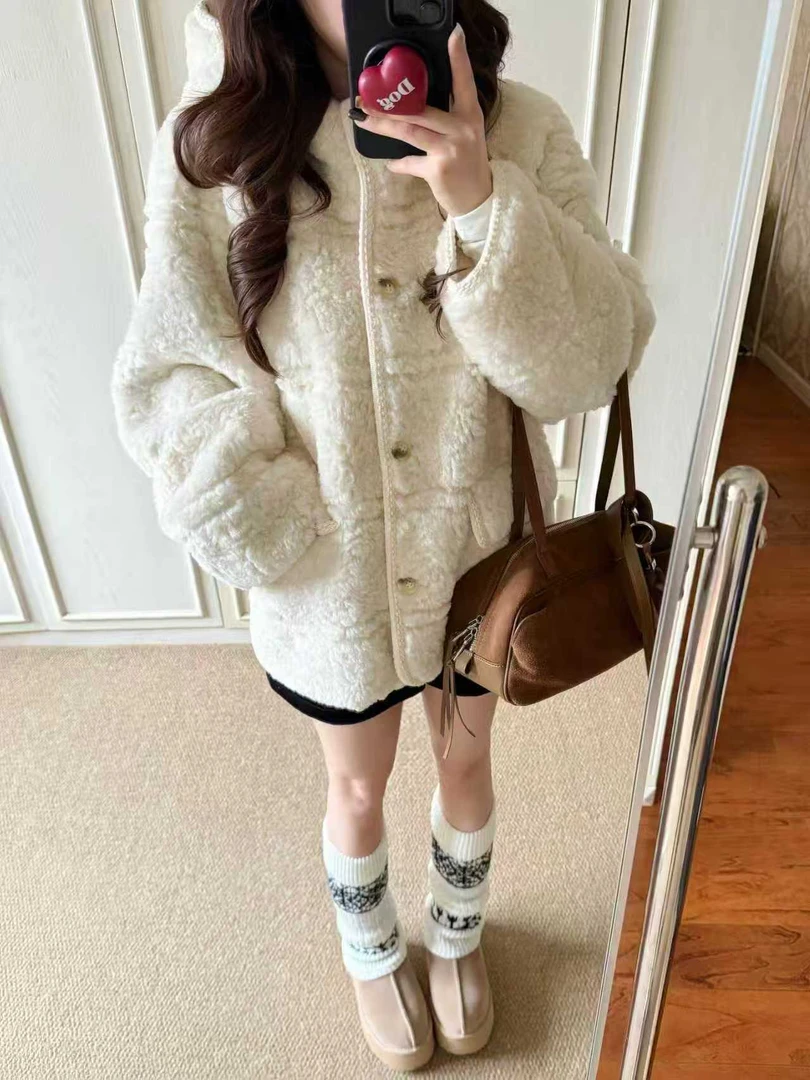 韩系高级感慵懒风秋冬季白色连帽小个子羊羔毛开衫外套女宽松上衣