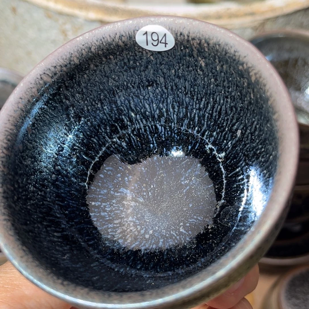 茶盏义兴龙窑坚持真柴烧