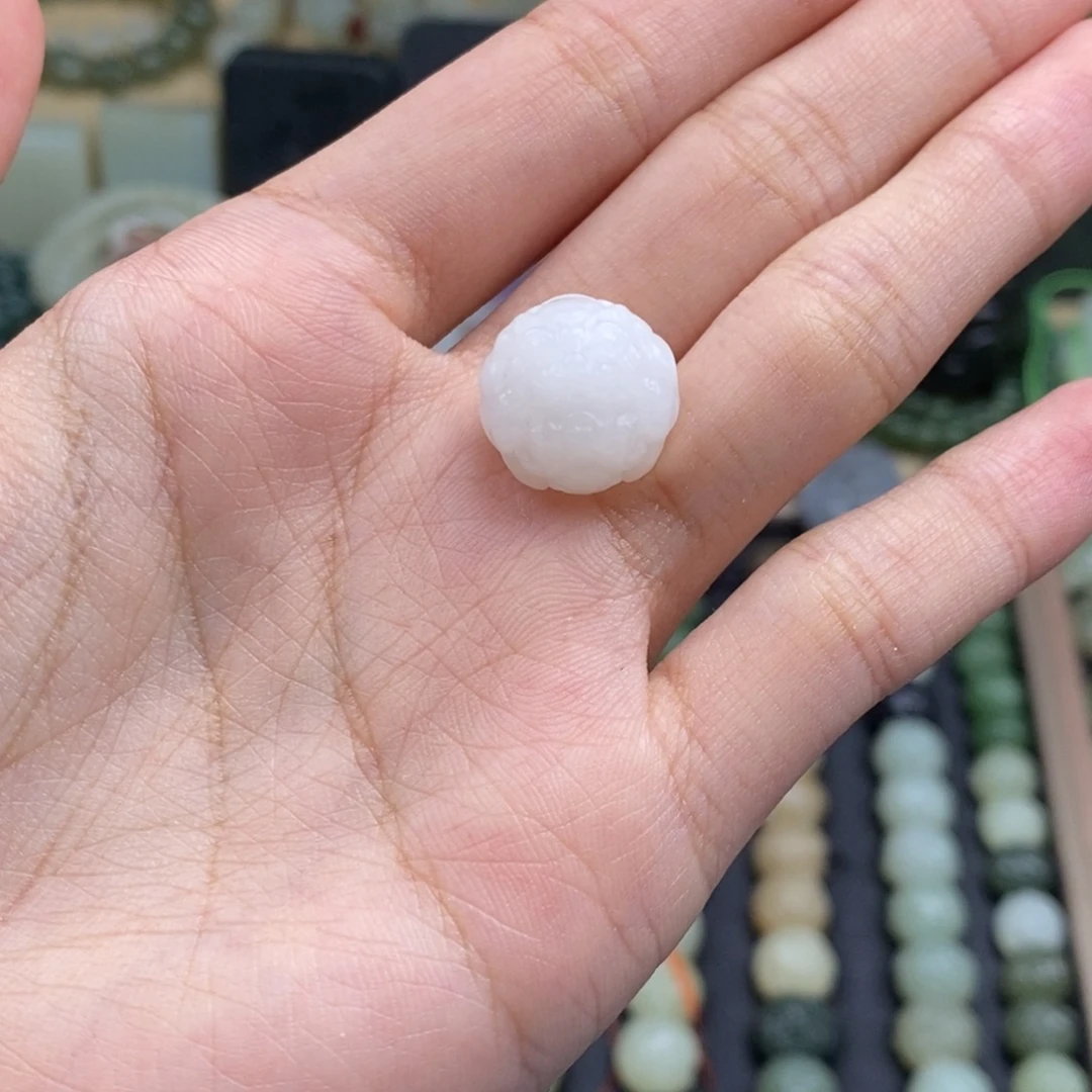 未镶嵌和田玉珠宝半成品