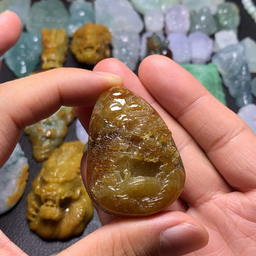 颈饰未镶嵌翡翠翡翠