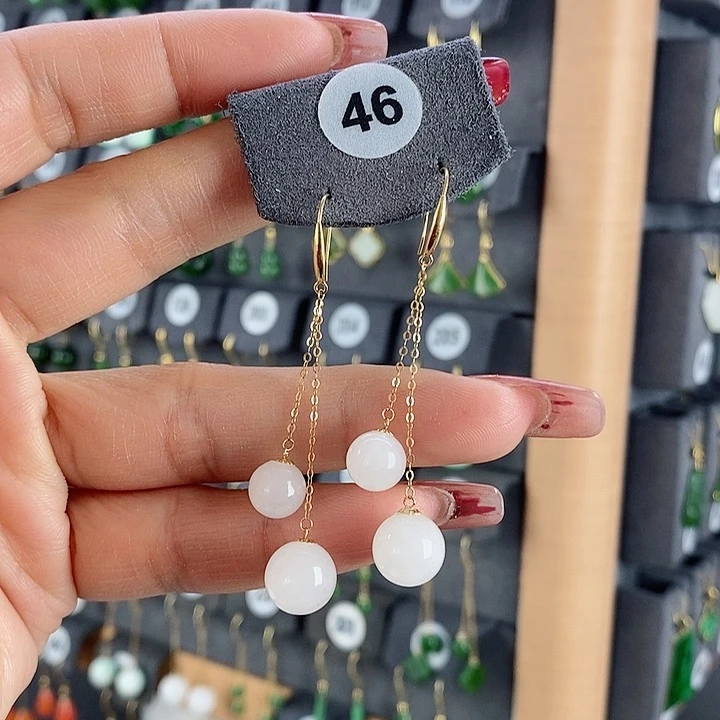 和田玉耳饰18K金镶嵌