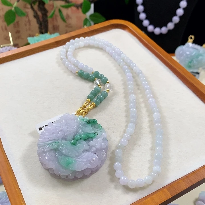 翡翠未镶嵌颈饰翡翠吊坠