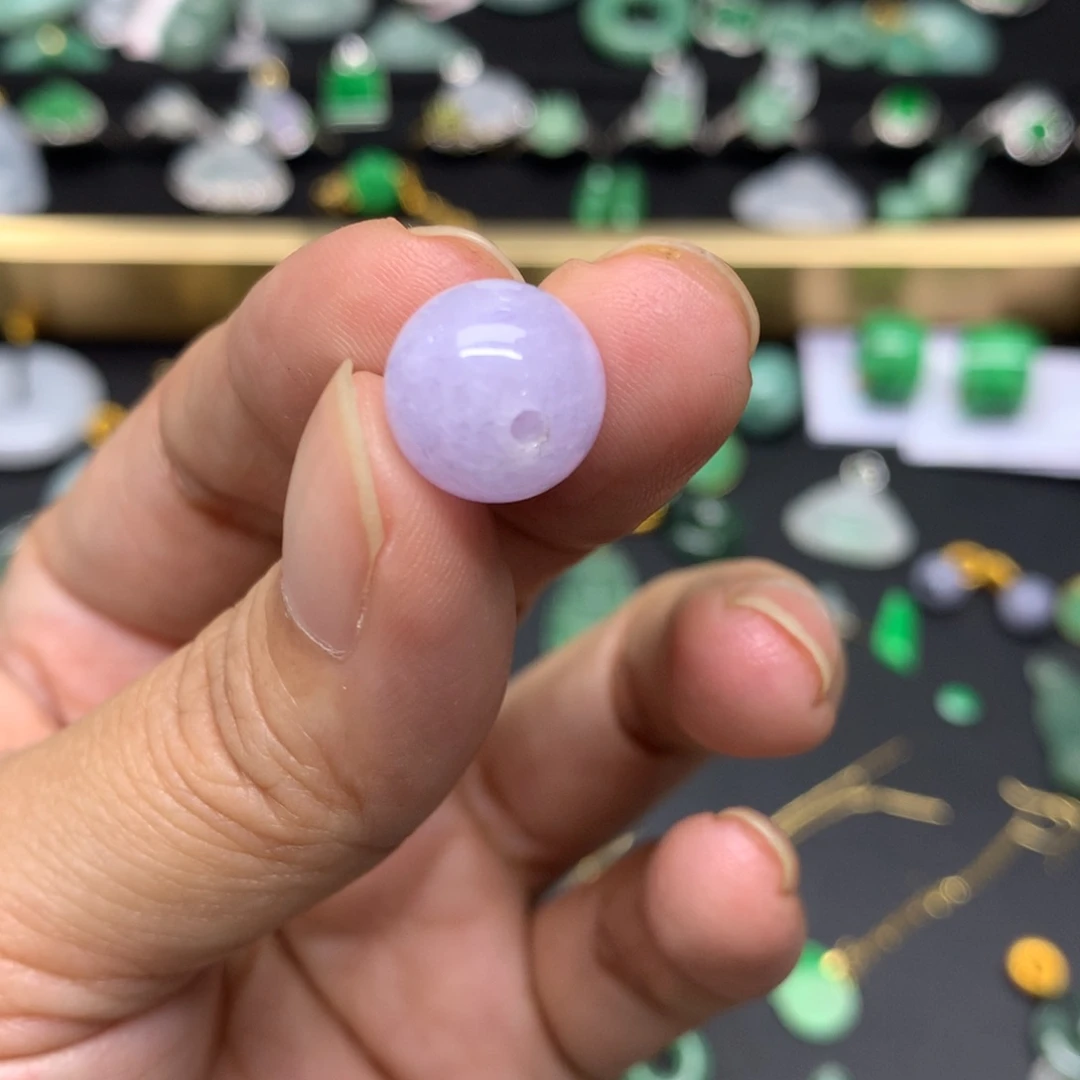 吊坠(不含链)未镶嵌翡翠耿****.有纹裂