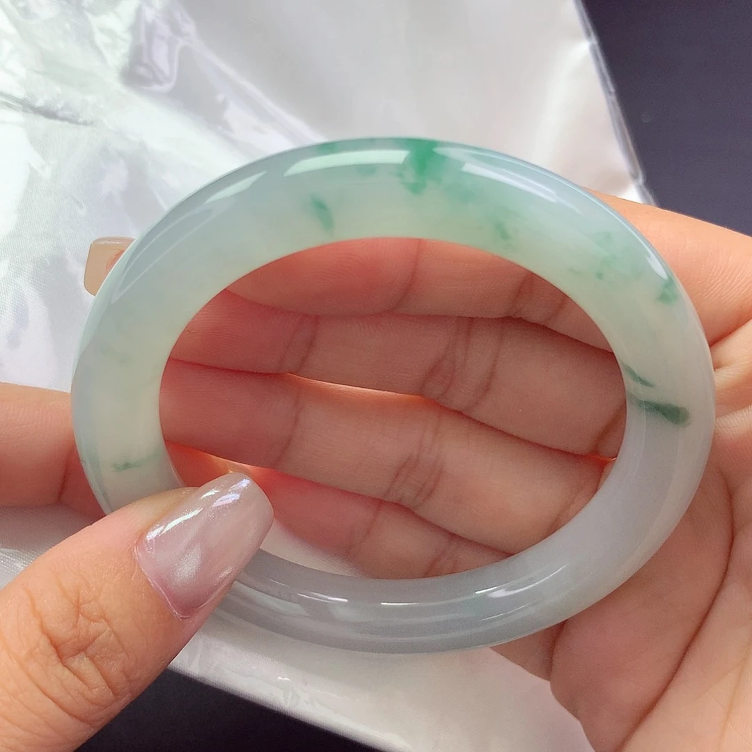 【闪购商品】翡翠手镯未镶嵌a 8036011