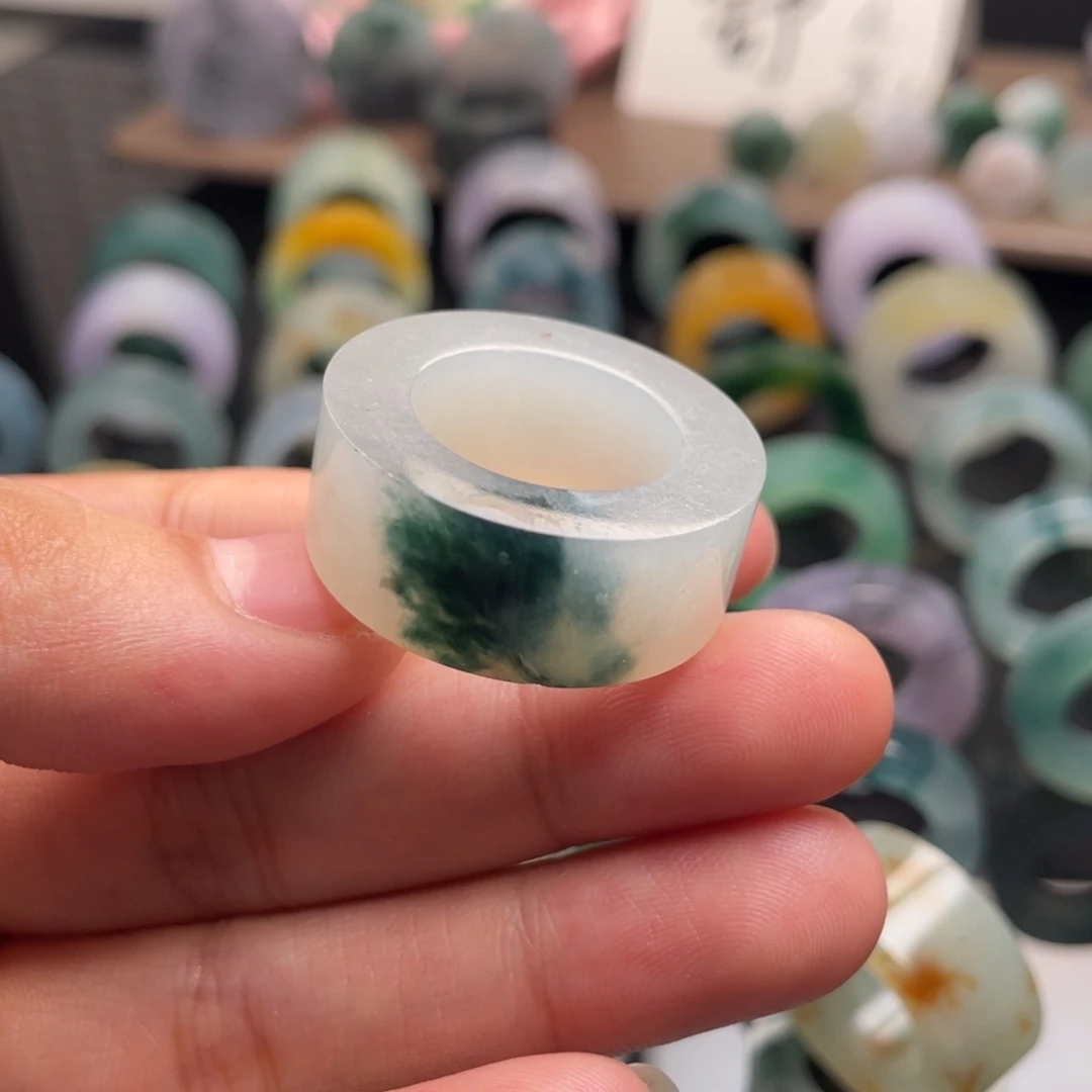定制翡翠未镶嵌  树