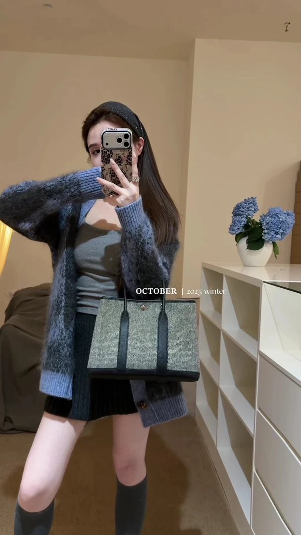 2025秋冬新款韩系经典毛针织衫菱格慵懒风针织衫背心百褶半身裙