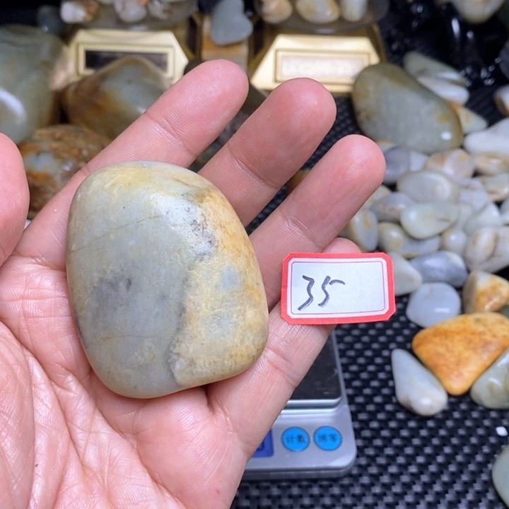 未镶嵌和田玉把件35