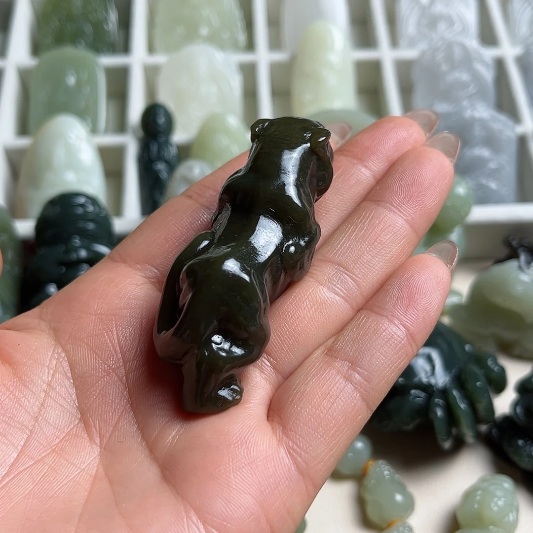 和田玉未镶嵌摆件