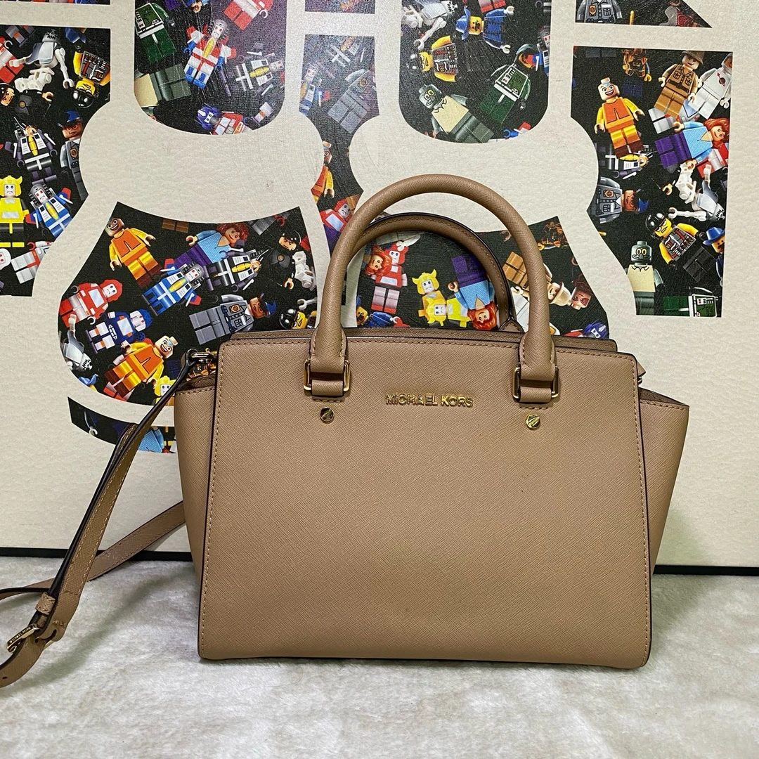95新 MICHAEL KORS/迈克高仕 21213斜挎包21*28