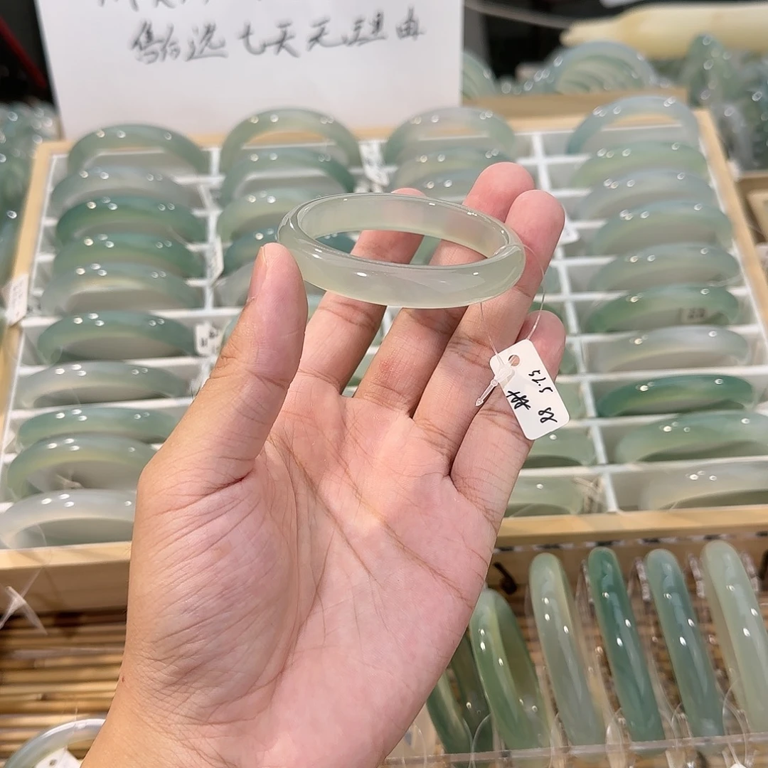 手镯玛瑙/玉髓未镶嵌圈口52.5