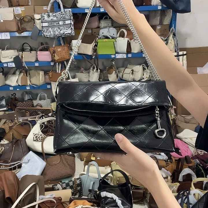 塑料213健健康康平平安安