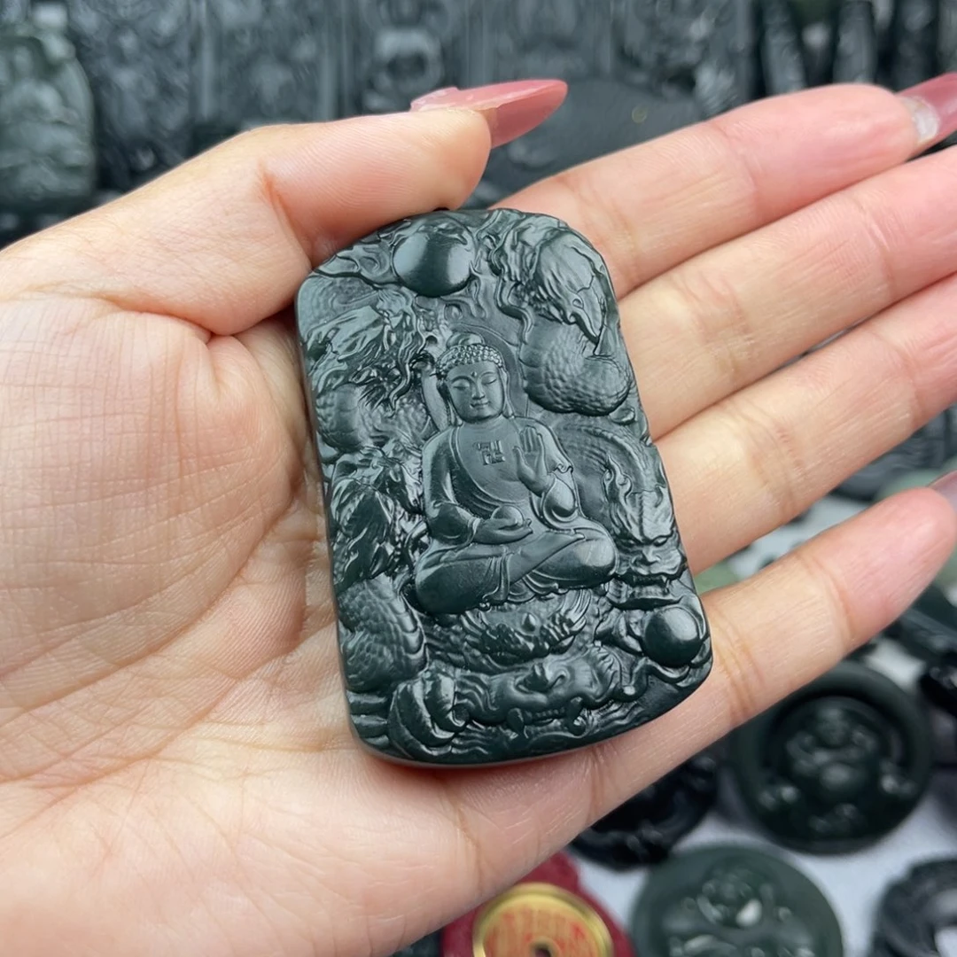 和田玉颈饰未镶嵌村*