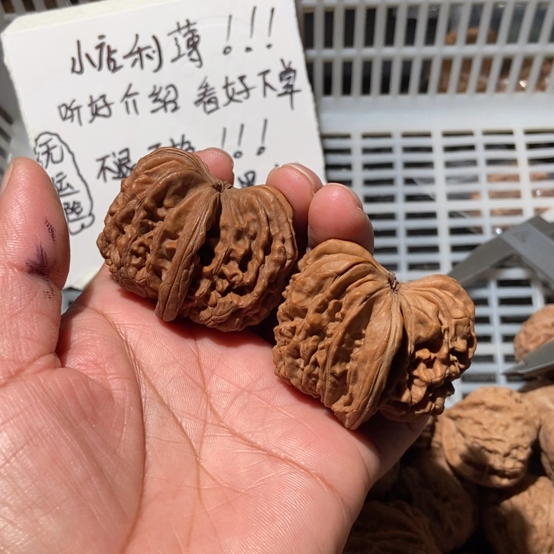 吴***密核桃拱桥楼肚45边40狮子头
