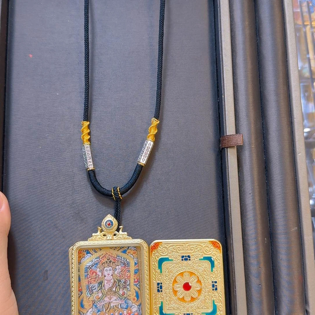 吊坠大势至高定外壳六字绳