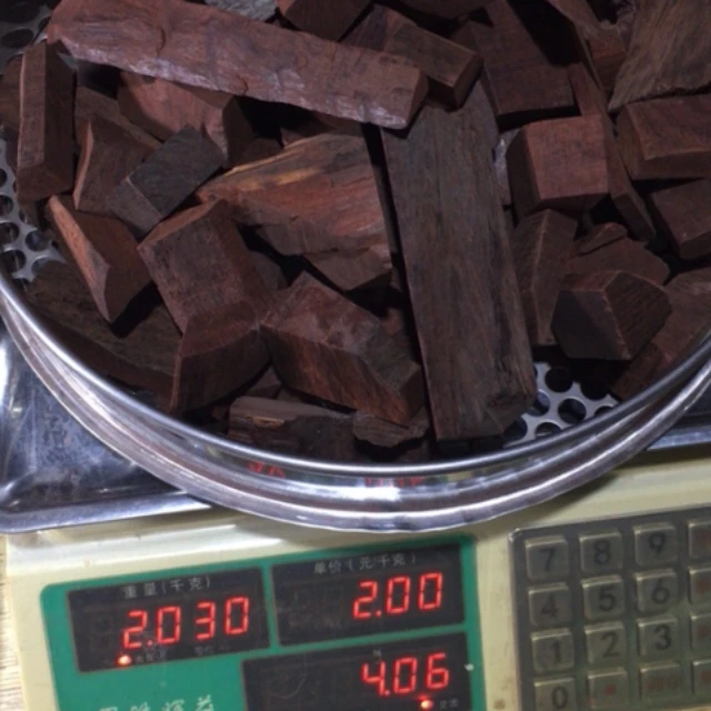 【闪购商品】檀香紫檀（小叶紫檀）龅***伴