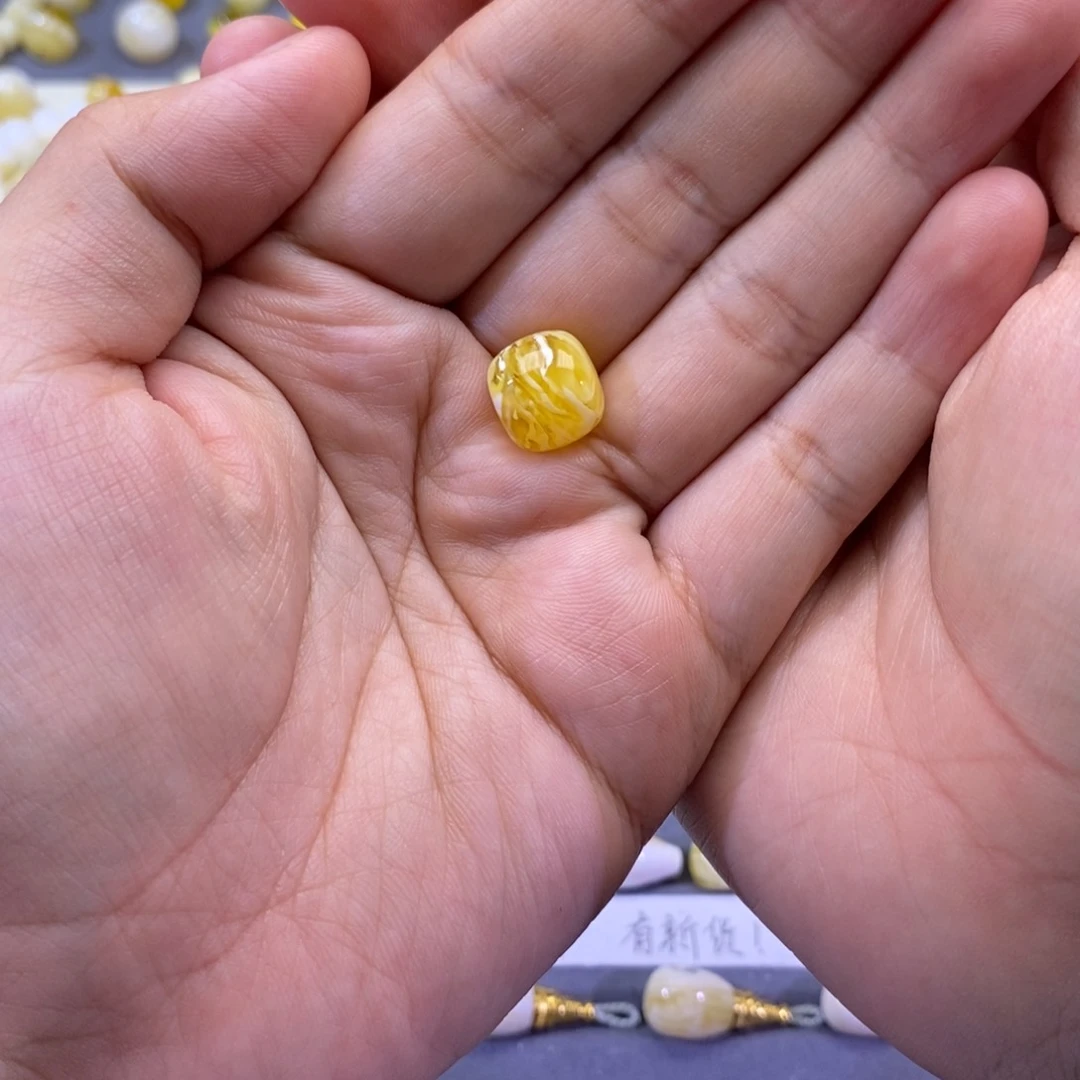 琥珀珠宝奇石未镶嵌路***此