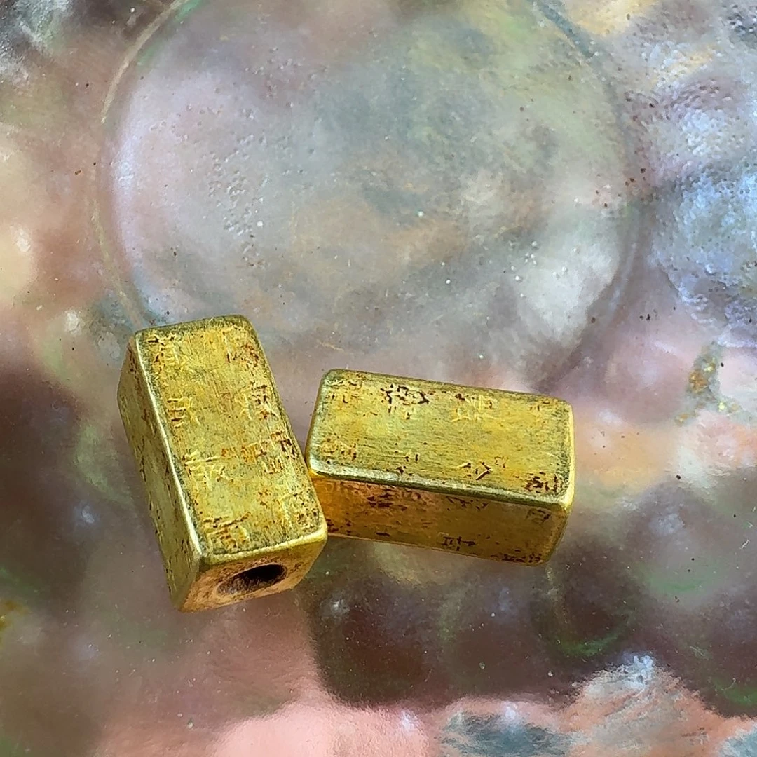 用***3琉璃手工艺品配珠设计的东西