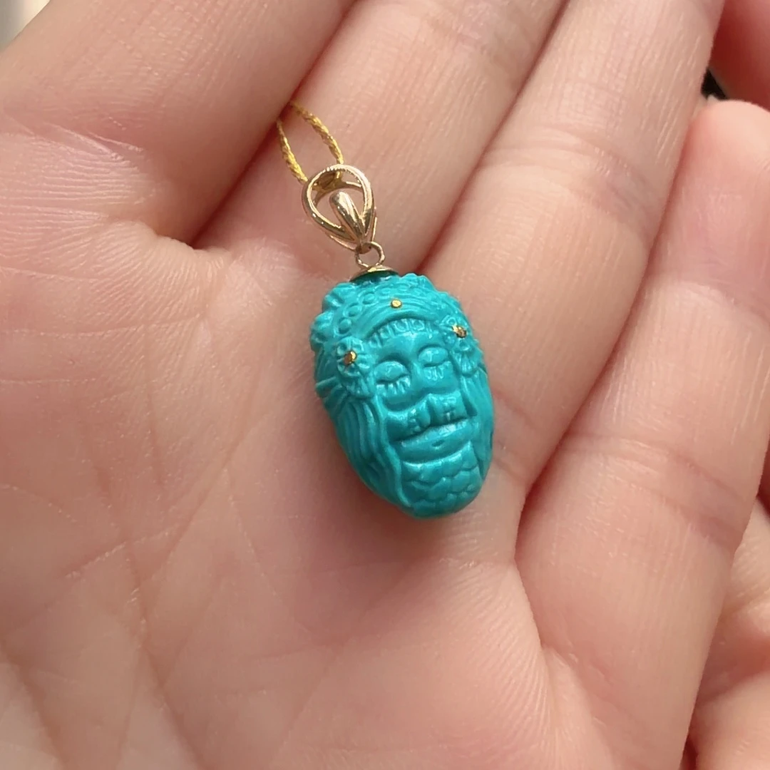 绿松石未镶嵌颈饰