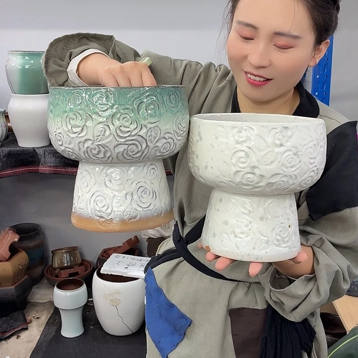 18+19 -粗陶花盆有孔