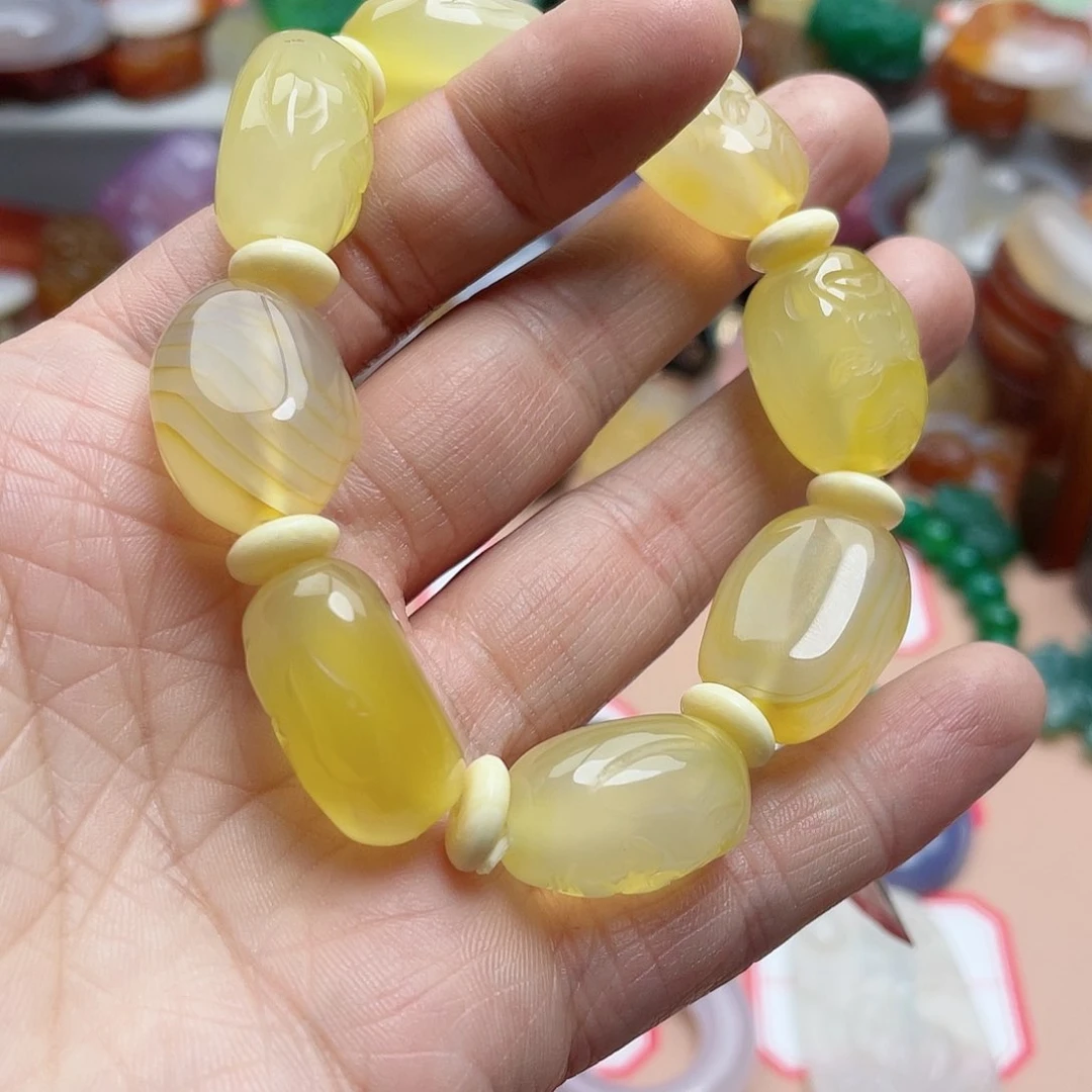玛瑙/玉髓颈饰合金林**?