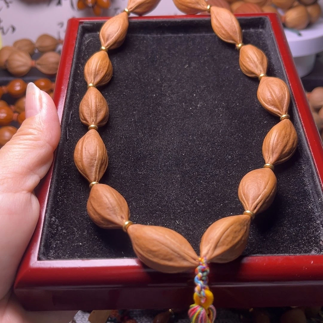 吊坠橄榄核水晶核手持15.29