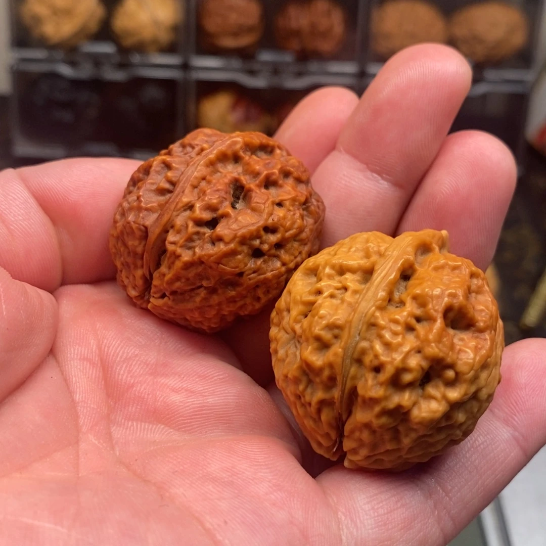 文玩核桃吊坠云铁福利蛤蟆