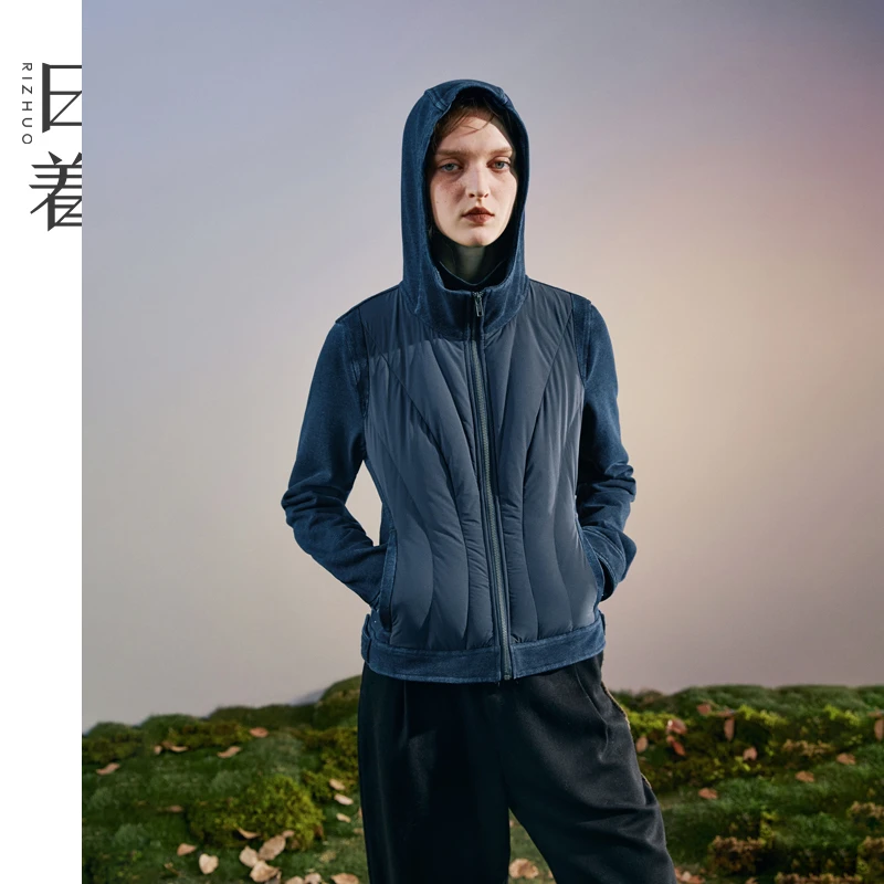 日着原创连帽外套2025年冬季新款牛仔拼接收腰短外套女RD3248Y3