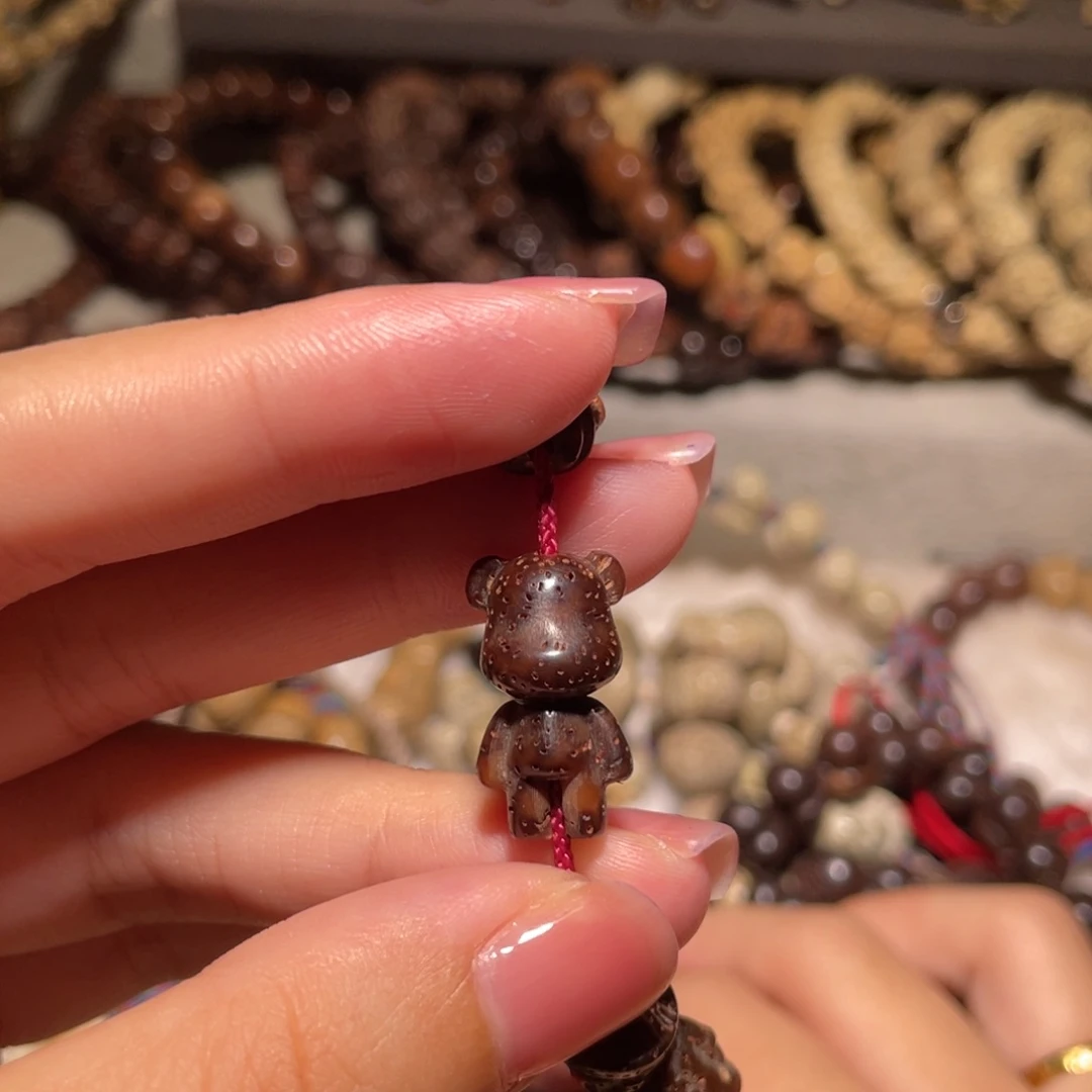 星月菩提吊坠黑金暴力熊