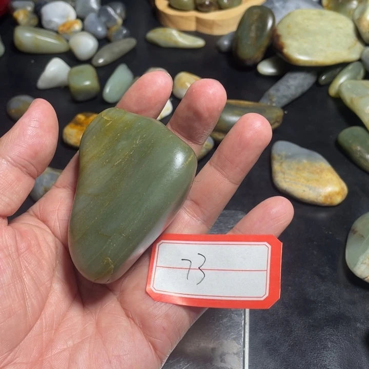 和田玉未镶嵌颈饰73