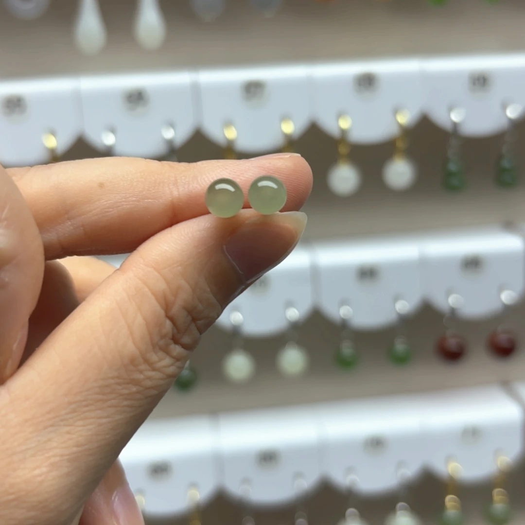 和田玉银S925镶嵌耳饰6m m