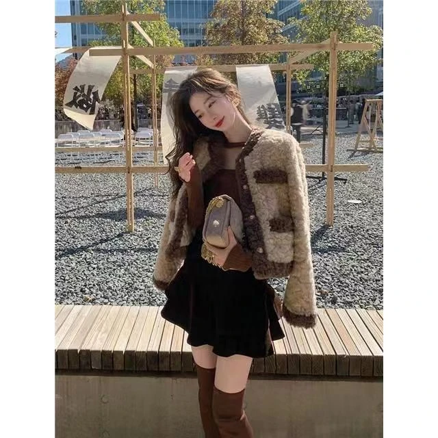 2023秋冬新复古小香风羊羔毛外套女宽松毛毛外套短款夹棉毛绒上衣