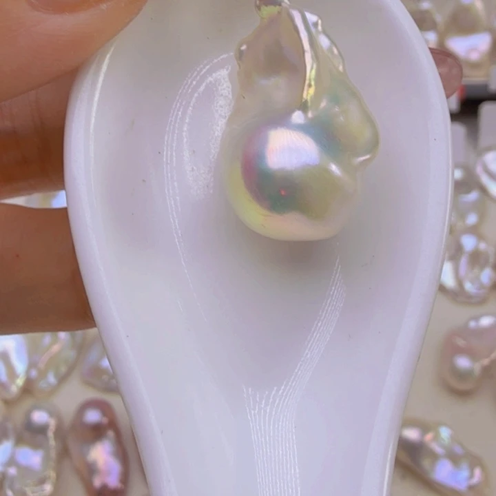 未镶嵌淡水珍珠颈饰