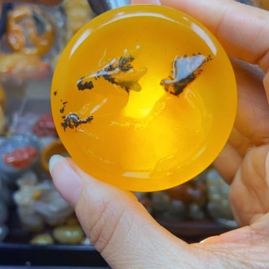 石英质玉（黄龙玉）未镶嵌颈饰