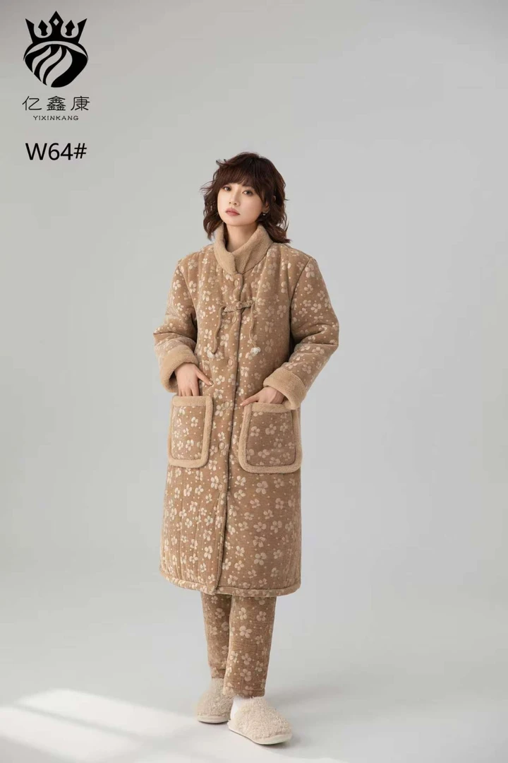 《踏雪寻梅》加绒加厚长款设计师睡衣三层夹棉时尚家居服套装