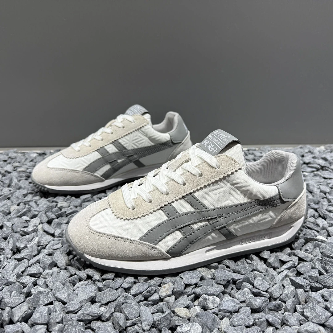 男鞋2025秋季新款休闲鞋软底百搭运动鞋时尚轻便透气男款潮流鞋子