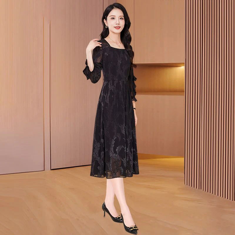 广州十三行爆款连衣裙女春秋款2025新款中年妈妈长袖高档气质裙子