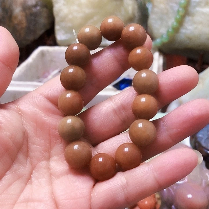未镶嵌蛇纹石玉珠宝奇石A****舒