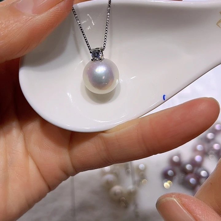 淡水珍珠白珠银色戴妃吊坠未镶嵌