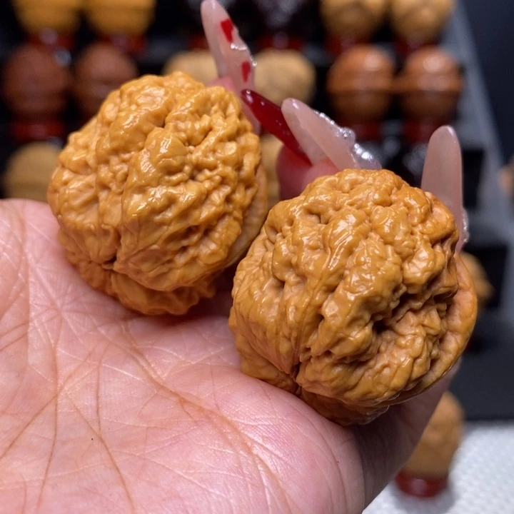 文玩核桃把件血舍利39号